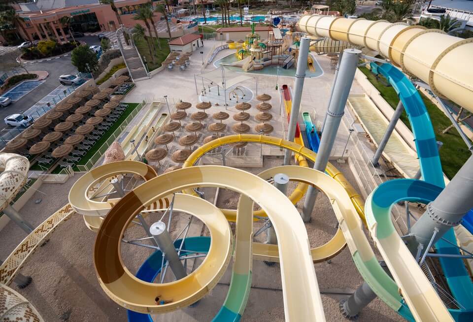 מתחם אקסטרים במבט על